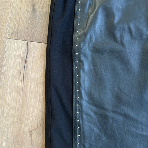 Leather skirt - Picture 2 of 7